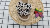 Wear thick-soled flip-flops outside in summer Specification image